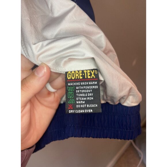 Vintage Tourney Gore- Tex Navy/ Purple Bomber Jacket Womens Sz. Medium Geometric - Picture 9 of 9